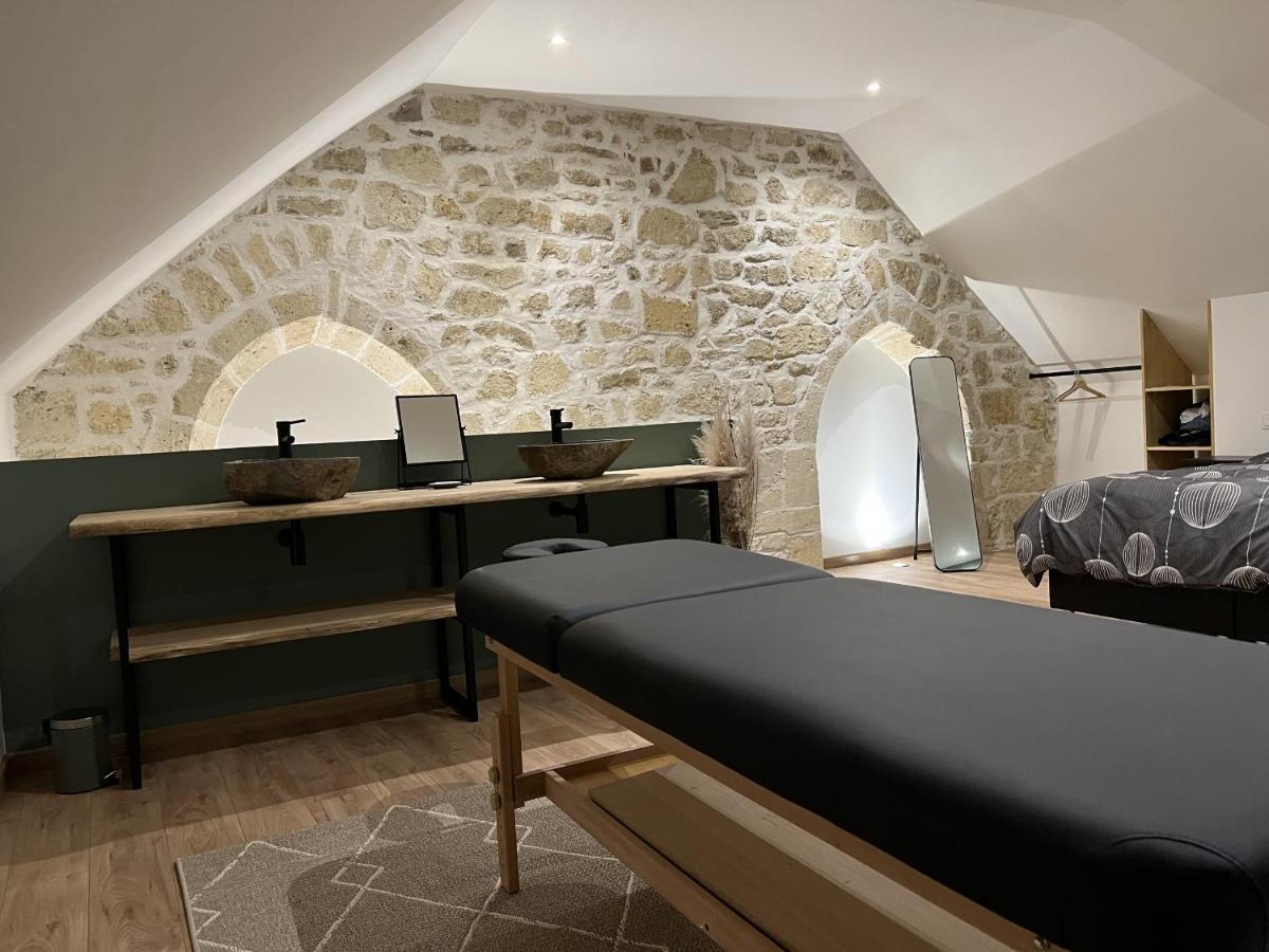 Appart Spa Privatif Laon Apartment Exterior photo