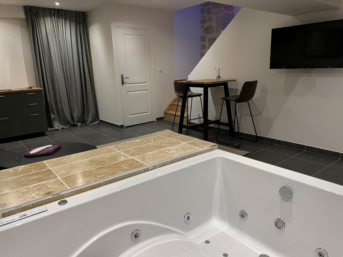 Appart Spa Privatif Laon Apartment Exterior photo